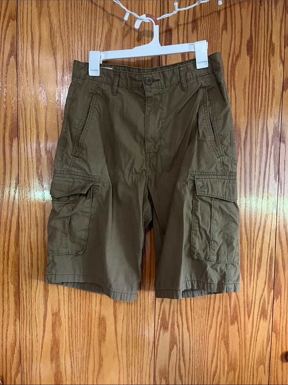 Signature by Levi Strauss dark khaki Cargo Shorts with Utility Pockets